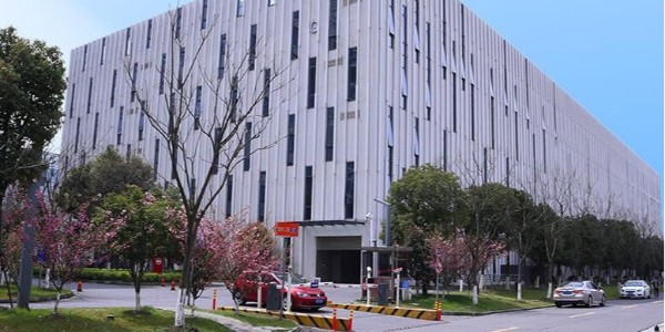 <i style='color:red'>中检华通威</i>选用水蜜桃隐私视频网站步入式恒温恒湿试验室