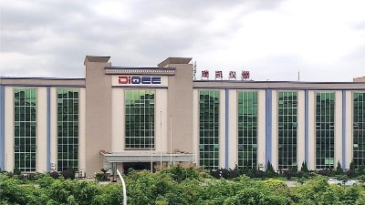 恒温恒湿<i style='color:red'>试验箱厂家</i>-不从众，只从心