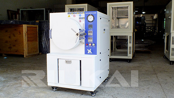 【技术创新】水蜜桃隐私视频网站<i style='color:red'>pct高压加速老化试验箱</i>技术升级正式用于LED行业